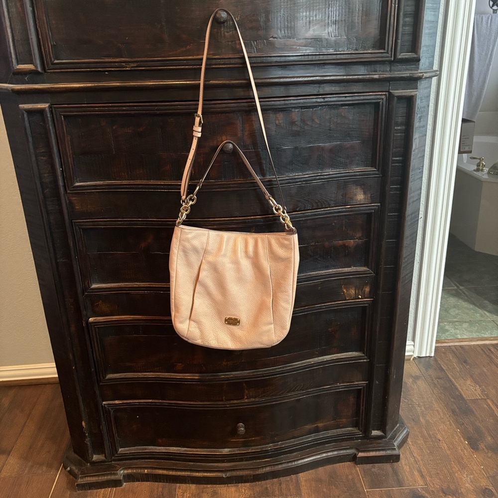 Michael Kors Halle Shoulder Bag